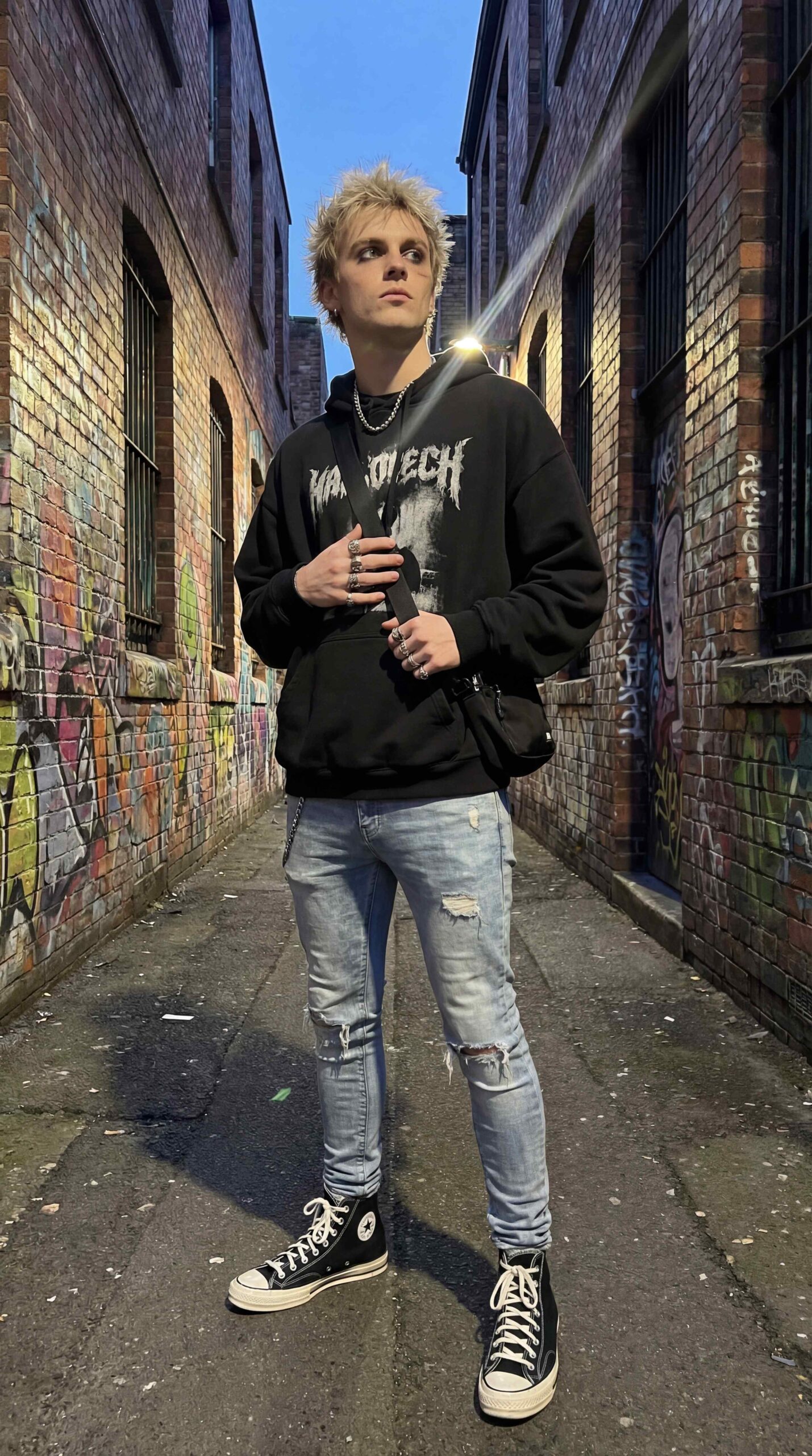 Street Style Blue Jeans Outfit